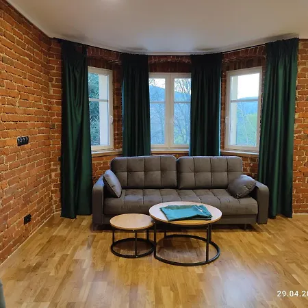 Izerska Weranda - Gorski 120m2 Apartment